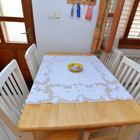 Roberto 3 Pensjonat Veli Lošinj