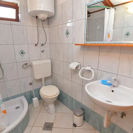 בית הארחה Roberto 3 3*