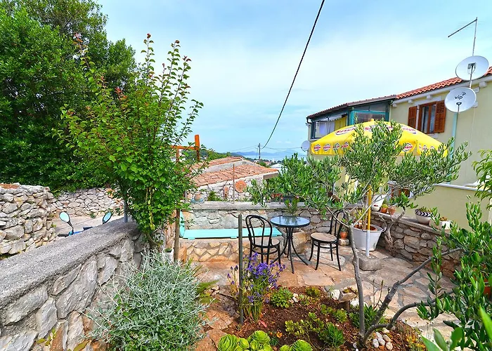 Roberto 3 Pensionat Veli Lošinj