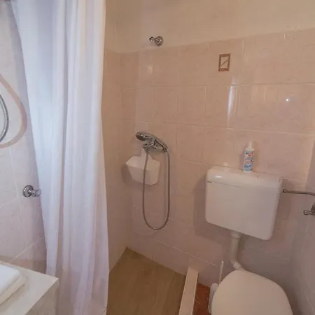 Roberto 3* Veli Lošinj