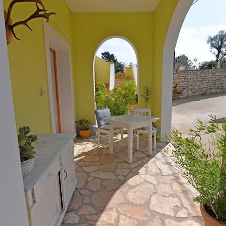 Roberto 3* Veli Lošinj